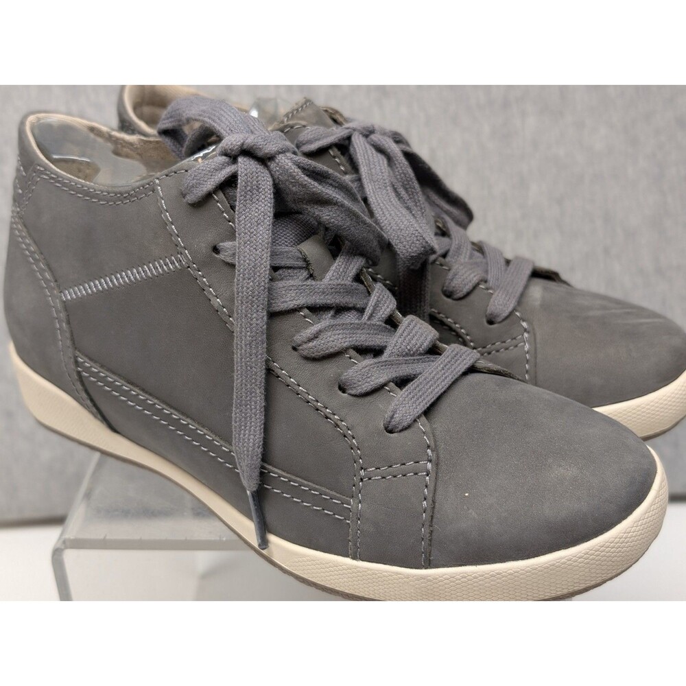 NWOB Womens size 7 Dansko Onyx Slate Gray Nubuck Leather Ankle Boots Clog Bootie